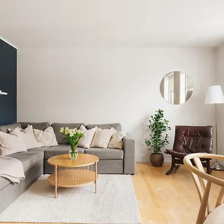 Cute In Heart Of - Sleeps Max 4 Апартаменти Берген